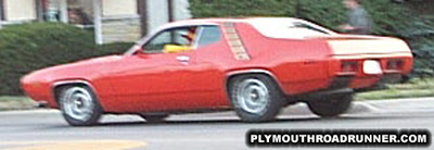 Plymouth Road Runner. Photo from 1999 Mopar Nationals – Columbus, Ohio.