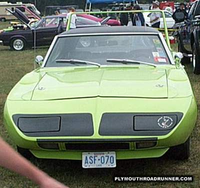 1970 Plymouth Road Runner Super Bird. Photo from 1999 Mopar Nationals – Columbus, Ohio.