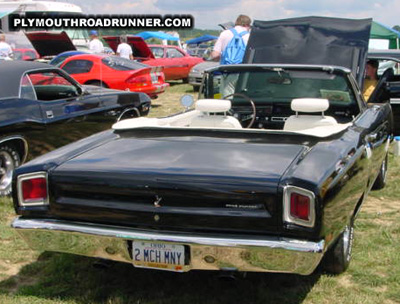 Above: Plymouth Road Runner. Photo from 2000 Mopar Nationals – Columbus, Ohio.