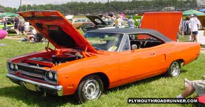 1970 Plymouth Road Runner. Photo from 2000 Mopar Nationals – Columbus, Ohio.