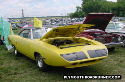 1970 Plymouth Road Runner Superbird. Photo from 2000 Mopar Nationals – Columbus, Ohio.