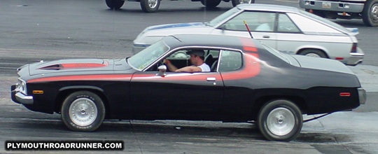 Plymouth Road Runner. Photo from 2001 Chrysler Classic – Columbus, Ohio.